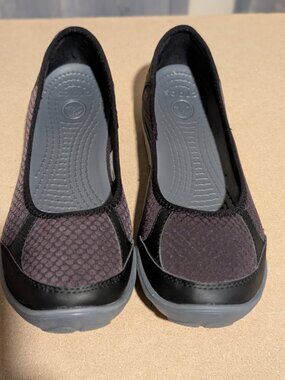 Crocs Flat shoes